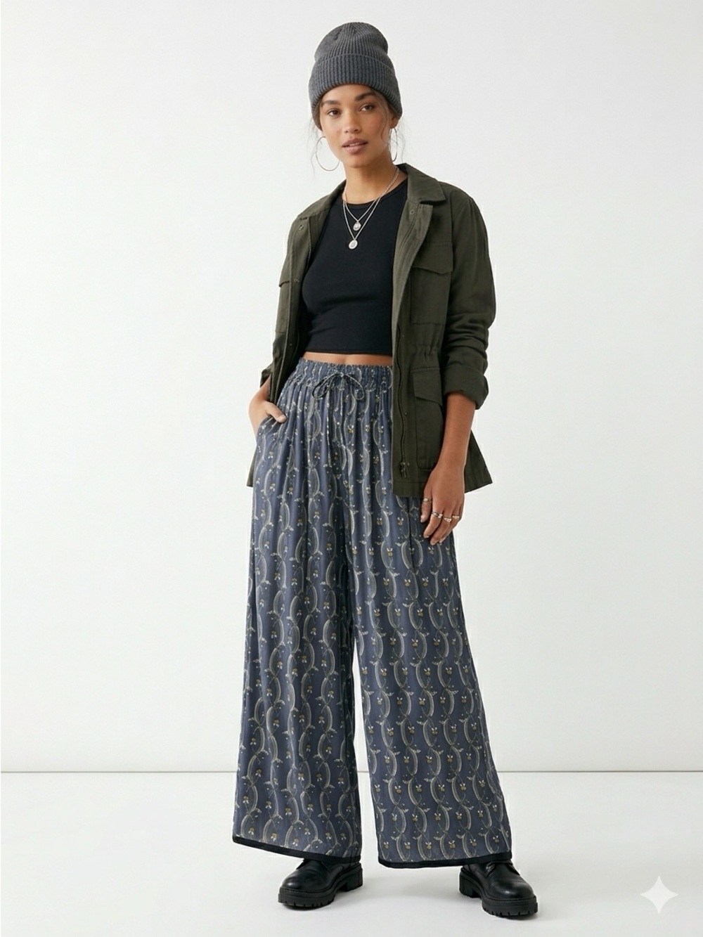 Ayasya Super Fun 70’s Inspired Palazzo Pants with Blue Floral Pattern - Picture 1 of 8